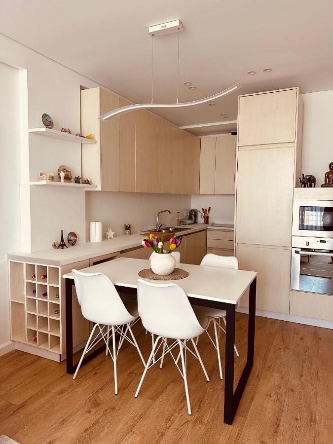 Madalin Seaside Apartment Vlorë 外观 照片