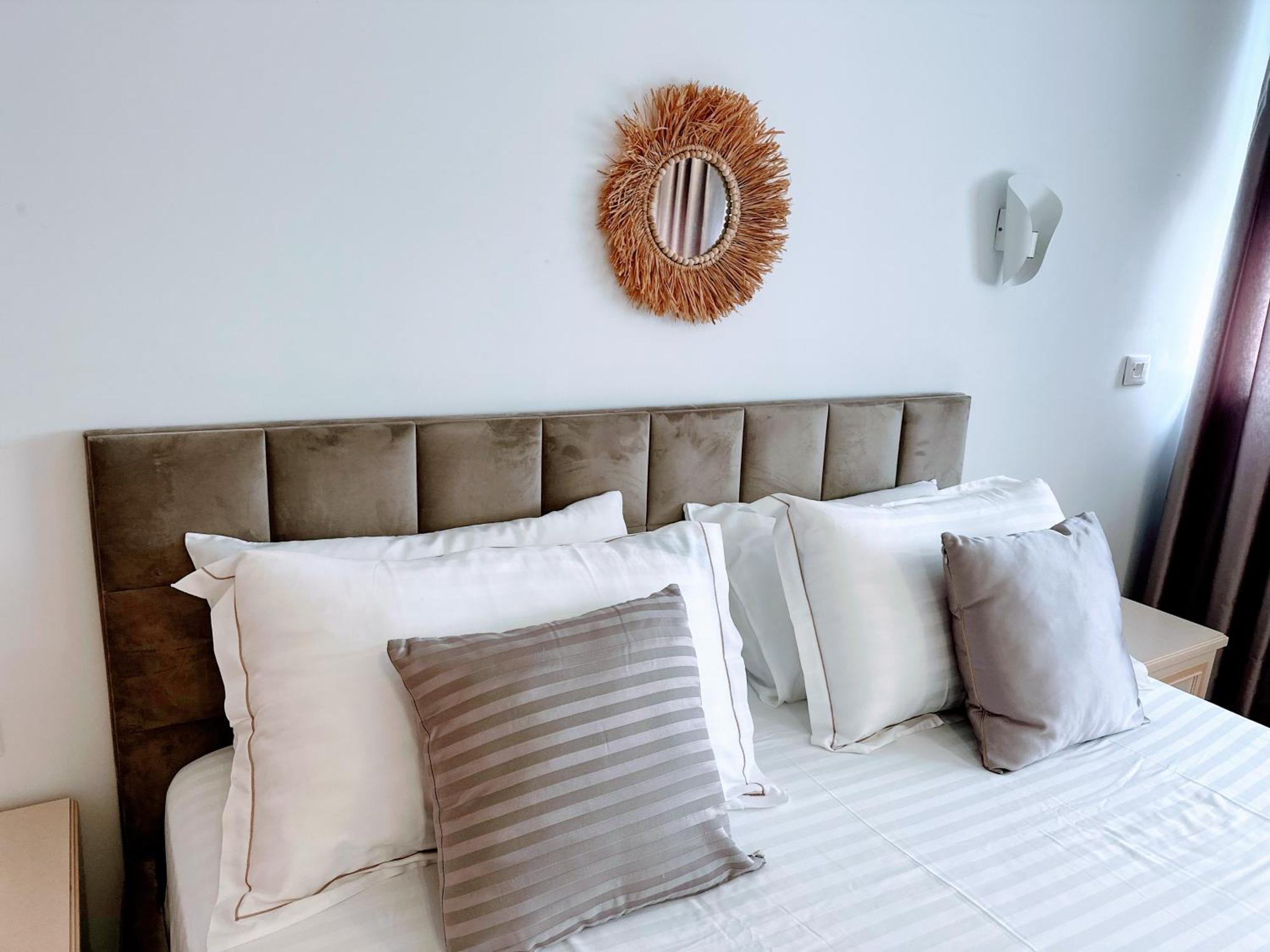 Madalin Seaside Apartment Vlorë 外观 照片